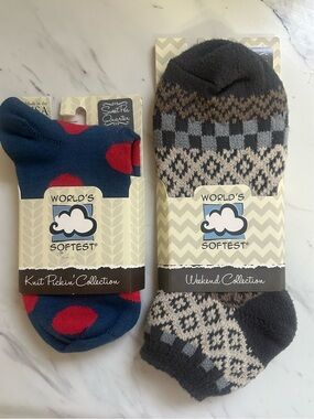 World's Softest Women’s Socks 2-Pack — Navy with Red Dots & Gray Patterned